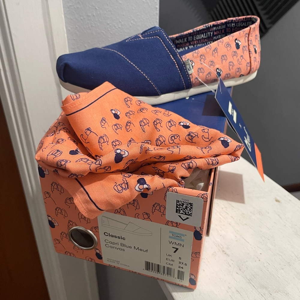 TOMS Capri Blue and Peach Slip-Ons
